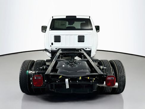 New 2026 RAM 5500 Tradesman w/ Chrome Appearance Group AWD/4WD image 6