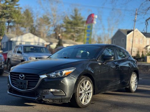 Used 2017 MAZDA MAZDA3 Touring image 1
