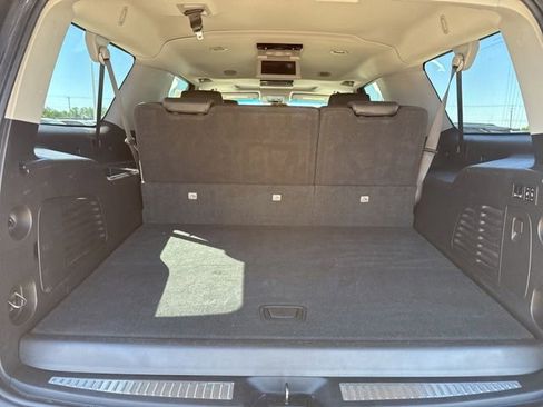Used 2020 GMC Yukon XL Denali AWD/4WD image 18