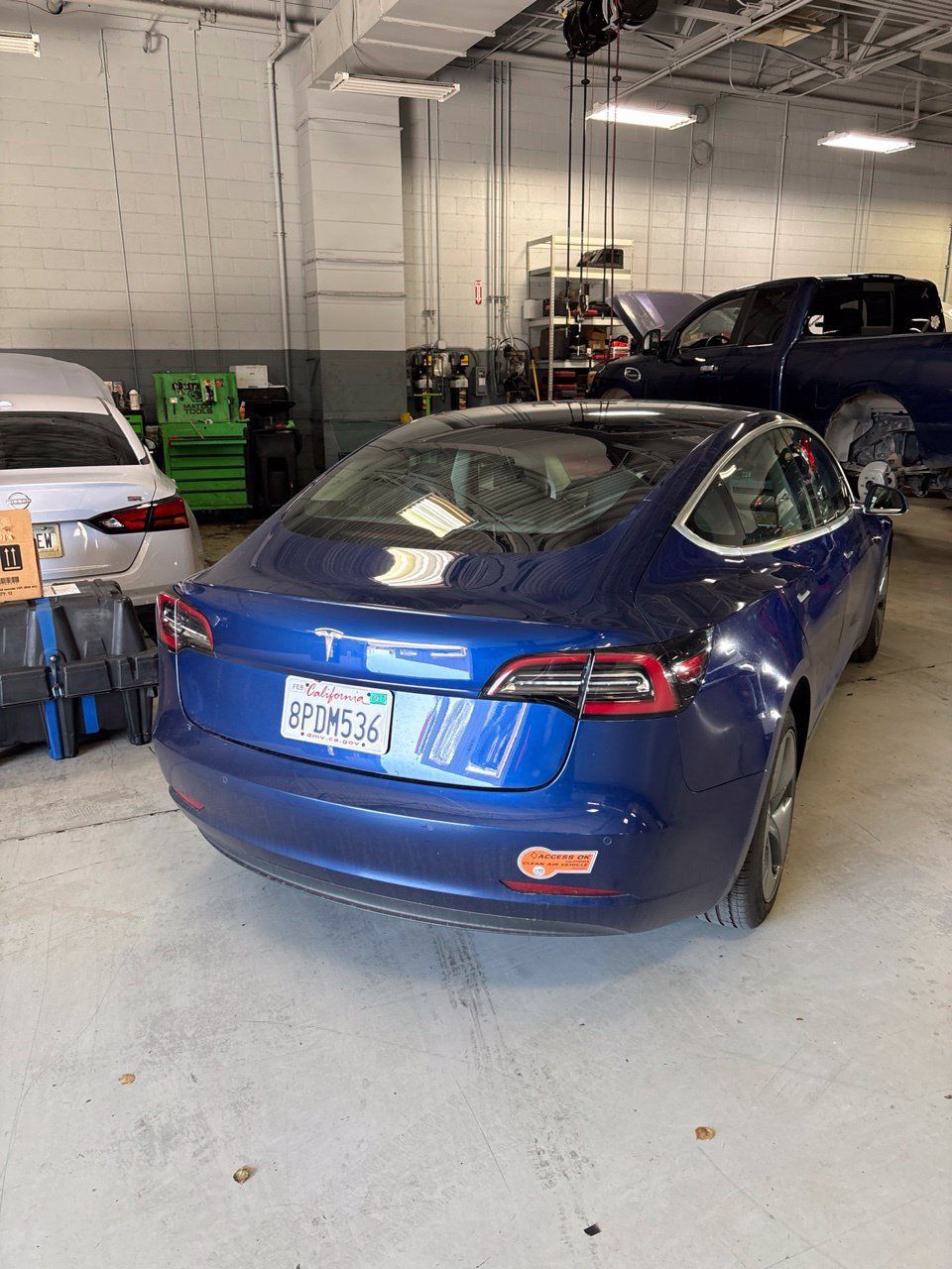 Used 2020 Tesla Model 3 Standard Range Plus RWD image 2