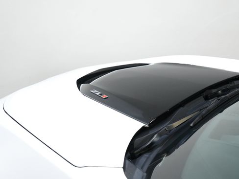 Used 2017 Chevrolet Camaro ZL1 RWD image 20