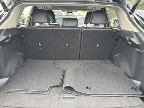 Certified 2024 Nissan Ariya FWD image 10