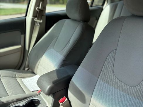 Used 2012 Ford Fusion S image 8