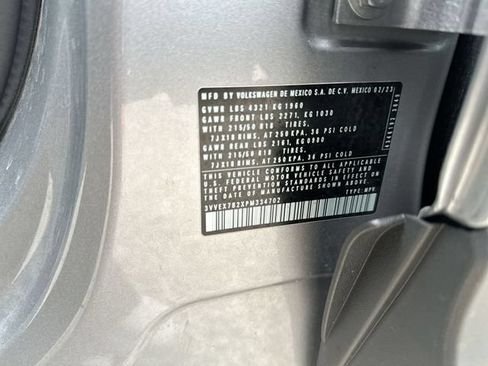 Used 2023 Volkswagen Taos SE w/ Panoramic Sunroof Package FWD image 36