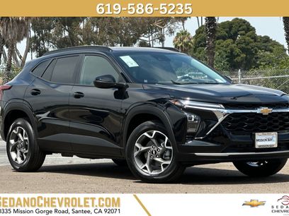 New 2025 Chevrolet Trax LT w/ Sunroof Package