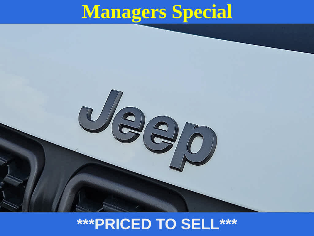 Used 2025 Jeep Compass Trailhawk AWD/4WD image 29