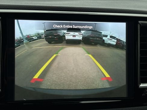 Used 2024 Chrysler Pacifica Touring-L w/ Uconnect Theater Family Group image 19