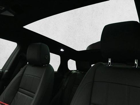 Used 2023 Land Rover Range Rover Evoque R-Dynamic SE image 19