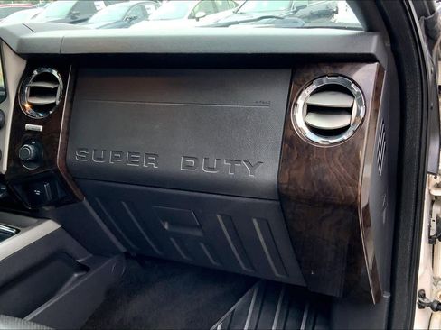 Used 2015 Ford F250 Platinum w/ FX4 Off-Road Package image 18