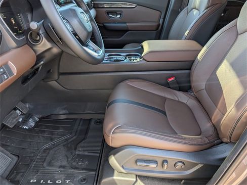 New 2025 Honda Pilot Elite image 15