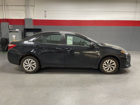 Used 2019 Toyota Corolla LE image 7