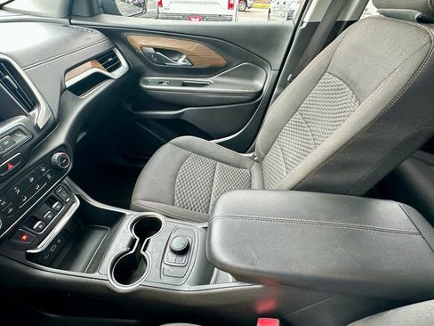 Used 2020 GMC Terrain SLE image 25