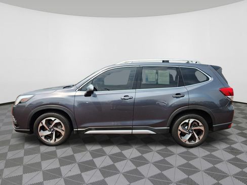 Used 2024 Subaru Forester Touring w/ POP Package 3 AWD/4WD image 5