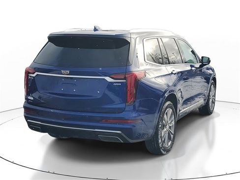 Certified 2023 Cadillac XT6 Premium Luxury w/ Platinum Package image 4