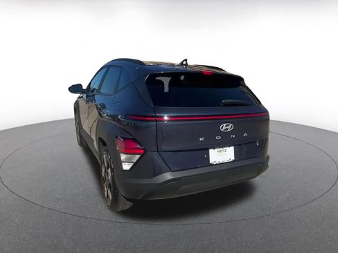 Used 2025 Hyundai Kona SEL image 11