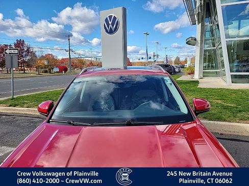 Certified 2023 Volkswagen Taos SEL image 24