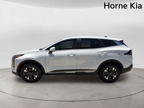 New 2026 Kia Sportage LX FWD image 6