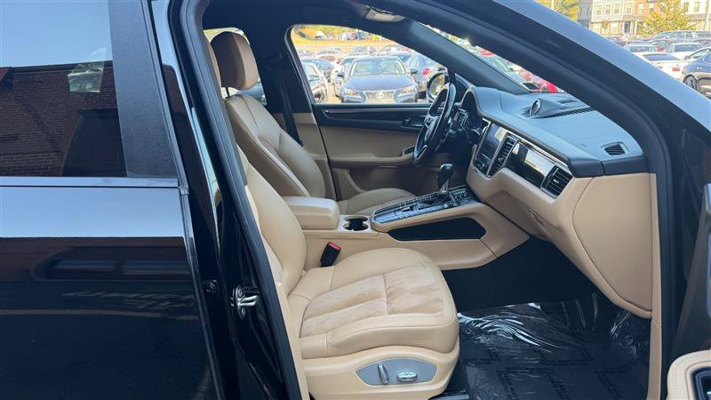 Used 2018 Porsche Macan S AWD/4WD image 6