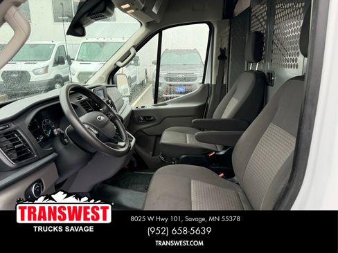 Used 2022 Ford Transit 350 Medium Roof RWD image 5