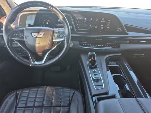 Used 2021 Cadillac Escalade Premium Luxury Platinum image 10