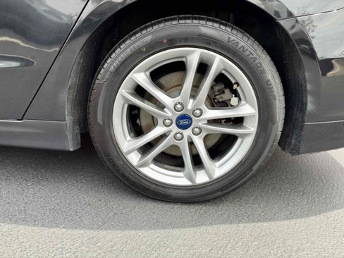Used 2015 Ford Fusion Energi Titanium FWD image 15