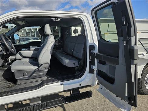 New 2026 Ford F350 XL w/ XL Chrome Package image 29