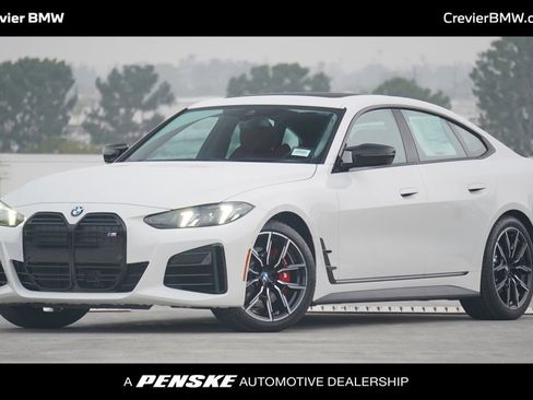 New 2026 BMW M440i w/ Premium Package image 1