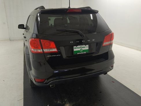 Used 2019 Dodge Journey SE w/ Blacktop Package FWD image 6