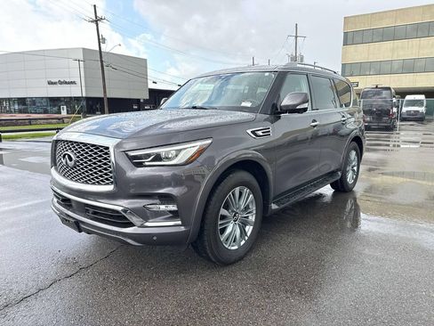 Used 2024 INFINITI QX80 Luxe AWD/4WD image 3