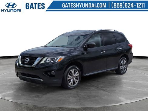 Used 2020 Nissan Pathfinder SL AWD/4WD image 5