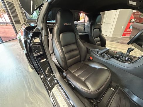 Used 2008 Chevrolet Corvette Z06 w/ Preferred Equipment Group RWD image 4