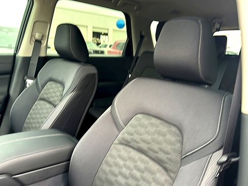 New 2026 Nissan Pathfinder SV FWD image 11