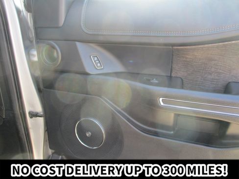 Used 2020 Ford Expedition Max Limited AWD/4WD image 21