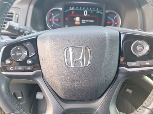 Used 2019 Honda Pilot Touring image 13