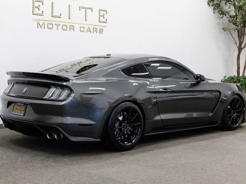 Used 2017 Ford Mustang Shelby GT350 RWD image 11