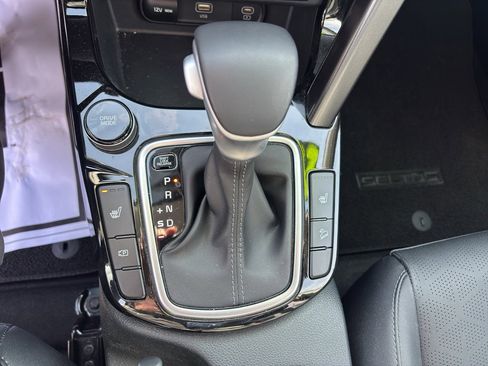 Certified 2024 Kia Seltos EX image 14