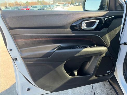 Used 2022 Jeep Compass Trailhawk w/ Sun and Sound Group image 15