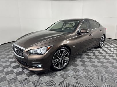 Used 2016 INFINITI Q50 Hybrid w/ Technology Package