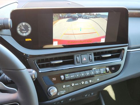 New 2025 Lexus ES 350 w/ Premium Package image 12