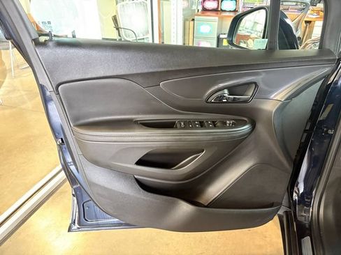 Used 2022 Buick Encore Preferred w/ Safety Package AWD/4WD image 15
