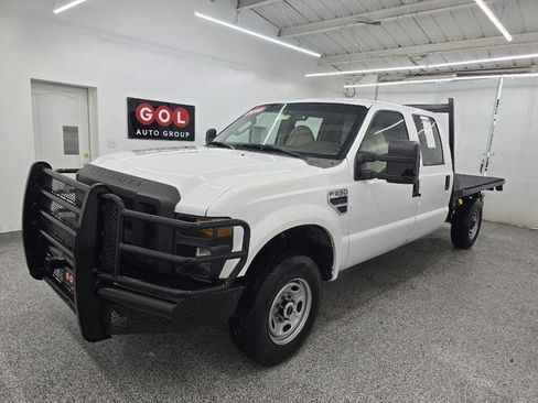 Used 2010 Ford F250 XL AWD/4WD image 4