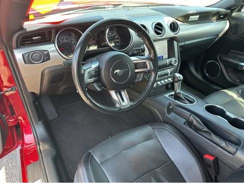 Used 2021 Ford Mustang GT Premium w/ Black Accent Package RWD image 28