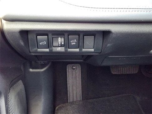 Certified 2024 Subaru Outback Limited image 23