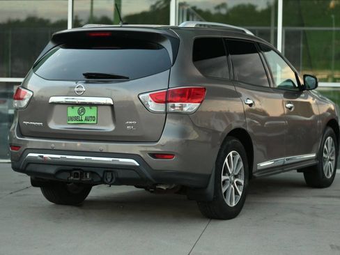 Used 2014 Nissan Pathfinder SL w/ SL Premium Package image 7