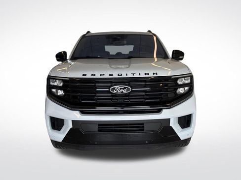 Certified 2025 Ford Expedition Platinum w/ Stealth Performance Package AWD/4WD image 5