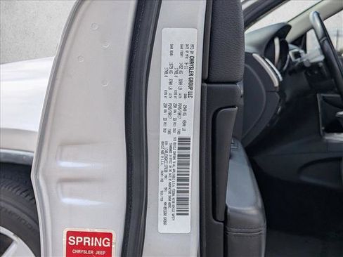 Used 2012 Jeep Grand Cherokee Laredo w/ Laredo E Group RWD image 25