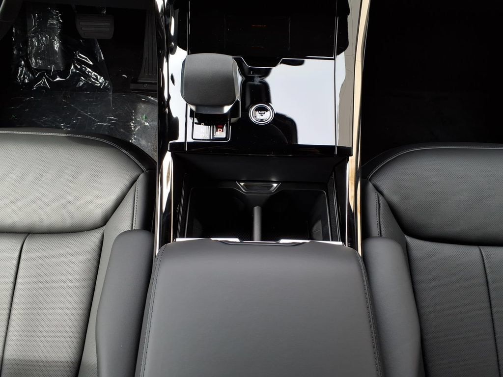 New 2026 Land Rover Range Rover Sport SE AWD/4WD image 21