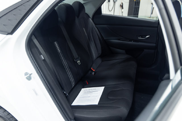 Used 2024 Hyundai Elantra SEL FWD image 24