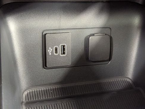 New 2026 Ford Explorer Active w/ Active Comfort Package image 27