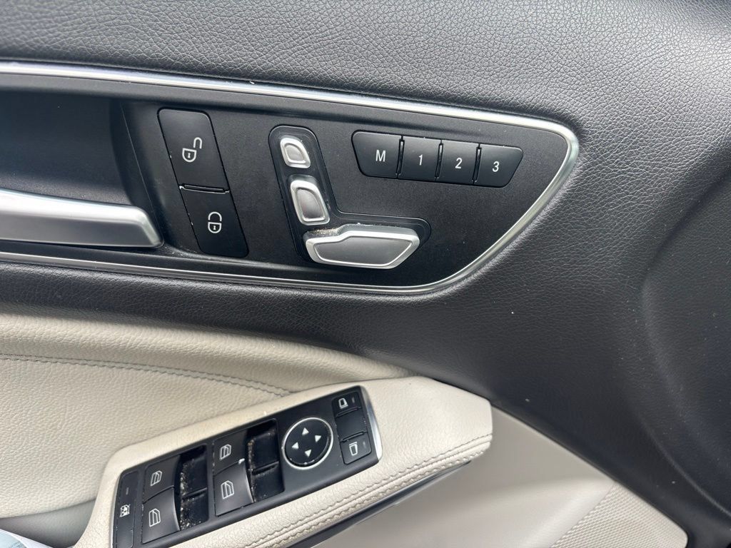 Used 2019 Mercedes-Benz GLA 250 image 14